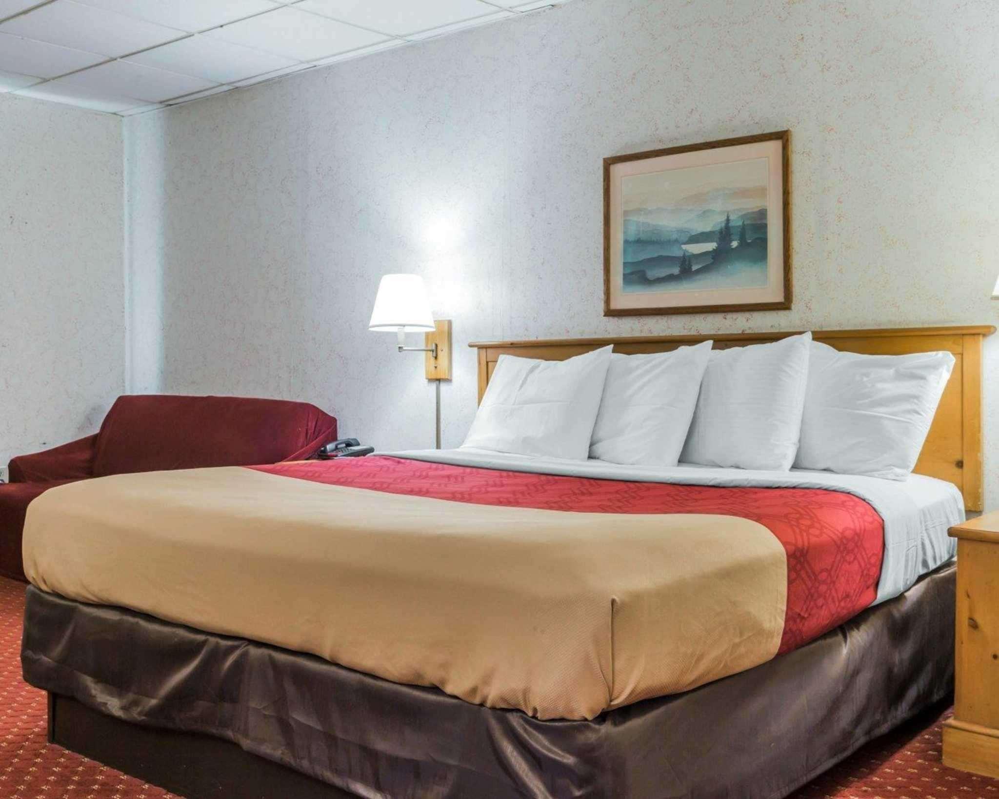 Econo Lodge Stewart International Airport New Windsor Exterior foto