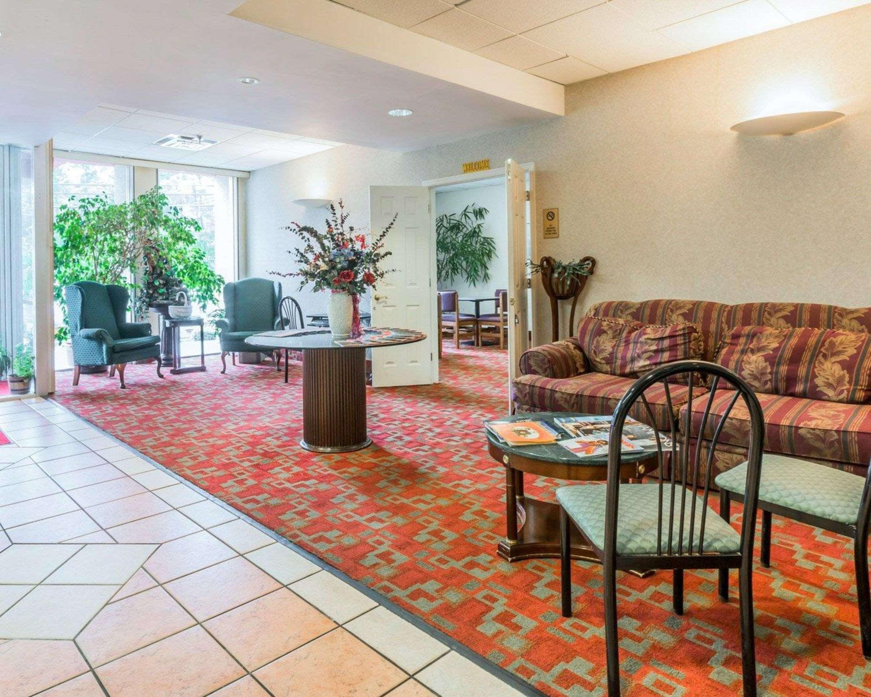 Econo Lodge Stewart International Airport New Windsor Exterior foto